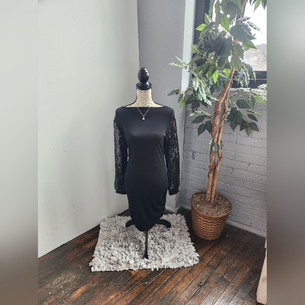 Elegant Black Dress with Sequinned Sleeves
